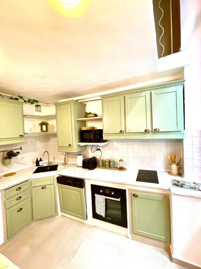 Spacious Loft, Duplex, Old Town, 3 Bedrooms - Easy Check-In Ницца Экстерьер фото