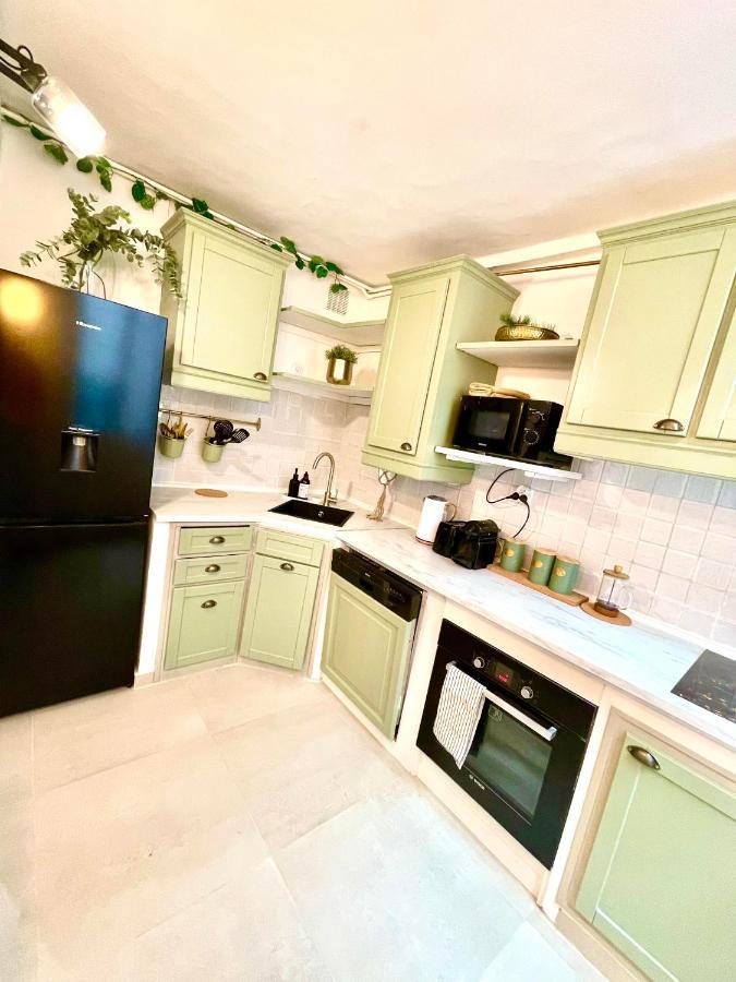 Spacious Loft, Duplex, Old Town, 3 Bedrooms - Easy Check-In Ницца Экстерьер фото